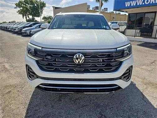 2026 Volkswagen Atlas Cross Sport 2.0T SEL Premium