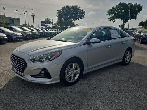 Symphony Silver 2018 Hyundai SONATA SEL
