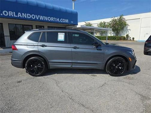 2023 Volkswagen Tiguan 2.0T SE R-Line Black