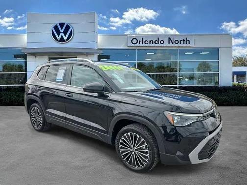 2025 Volkswagen Taos 1.5T SE