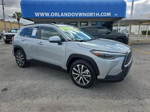 2022 Toyota Corolla Cross XLE