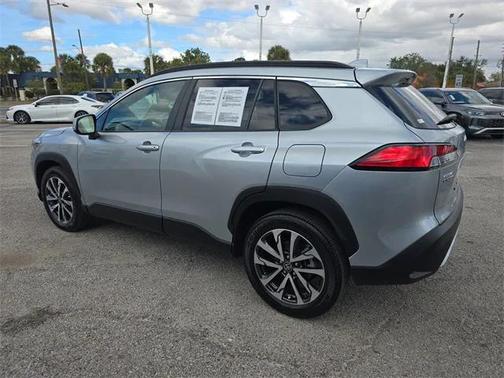 2022 Toyota Corolla Cross XLE