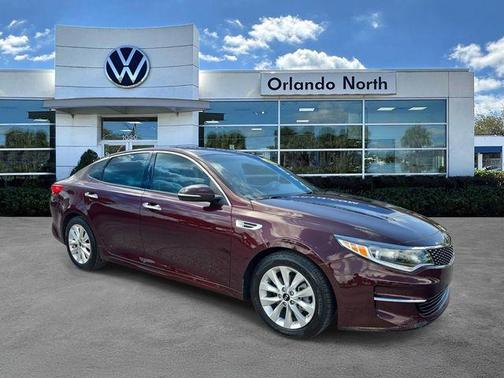 Sangria 2018 Kia Optima EX