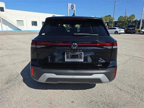2025 Volkswagen Tiguan 2.0T S