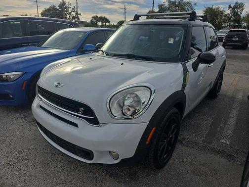 2015 MINI Countryman Cooper S