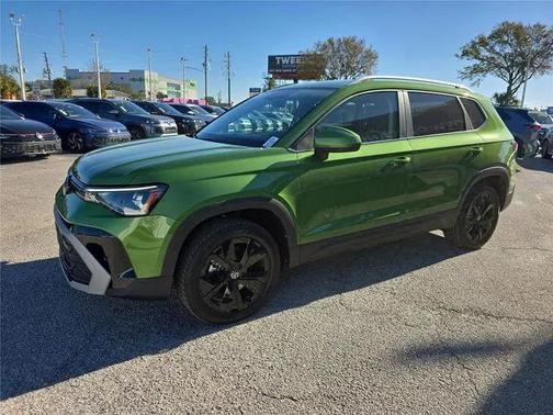 2026 Volkswagen Taos SE