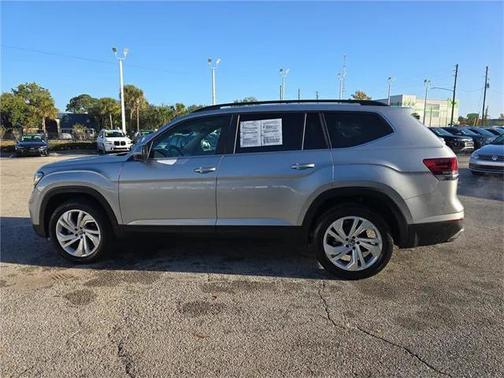 2023 Volkswagen Atlas 3.6L SE w/Technology