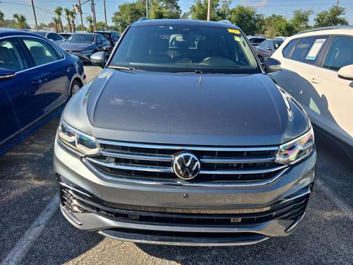 Platinum Gray Metallic 2023 Volkswagen Tiguan 2.0T SEL R-Line 4MOTION