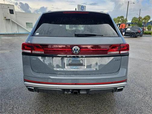 2025 Volkswagen Atlas 2.0T Peak Edition