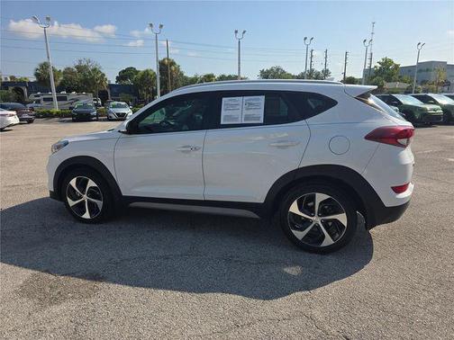 Dazzling White 2018 Hyundai TUCSON Sport