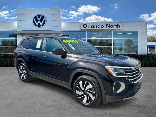 deep black pearl 2026 Volkswagen Atlas 2.0T SE w/Technology