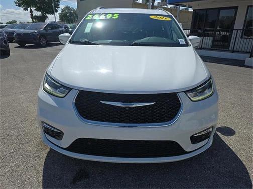 2021 Chrysler Pacifica Hybrid Touring L