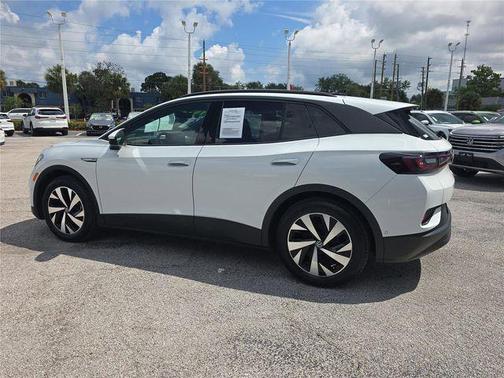 Pure White 2023 Volkswagen ID.4 Pro