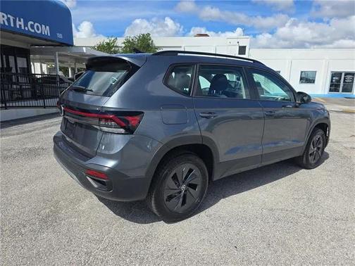 2025 Volkswagen Taos 1.5T S