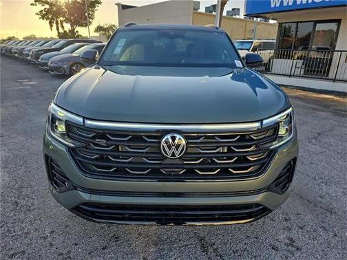 2026 Volkswagen Atlas Cross Sport 2.0T SEL