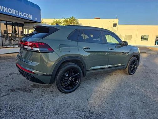 2026 Volkswagen Atlas Cross Sport 2.0T SEL