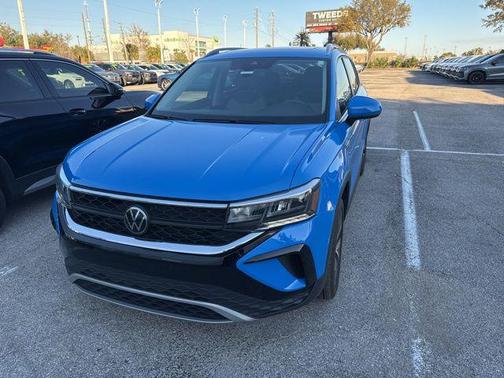 2024 Volkswagen Taos 1.5T SE