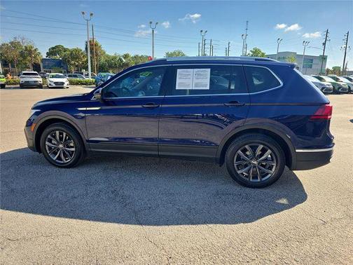 Atlantic Blue Metallic 2022 Volkswagen Tiguan 2.0T SE