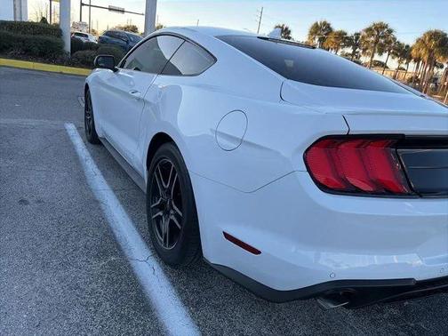 2020 Ford Mustang EcoBoost