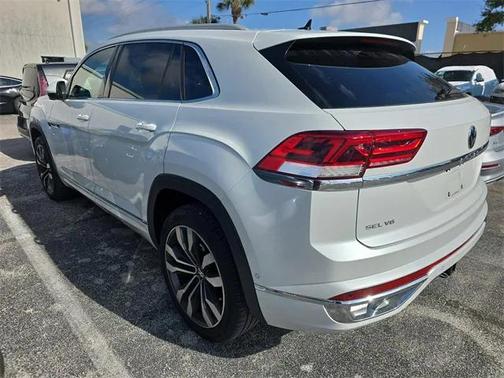 2022 Volkswagen Atlas Cross Sport 3.6L V6 SEL Premium R-Line