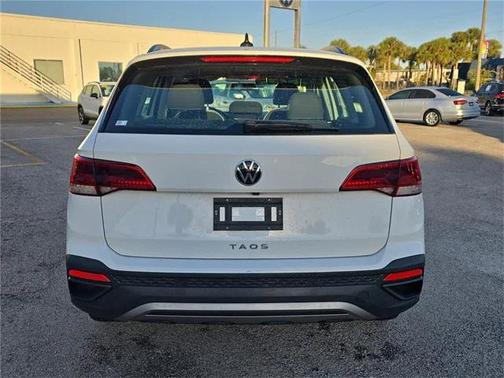 2022 Volkswagen Taos 1.5T S