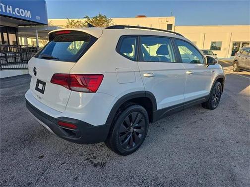 2022 Volkswagen Taos 1.5T S