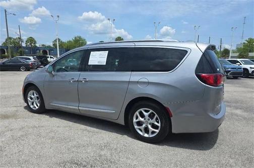 2020 Chrysler Pacifica Limited