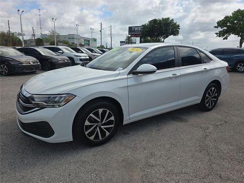 Pure White 2024 Volkswagen Jetta 1.5T S