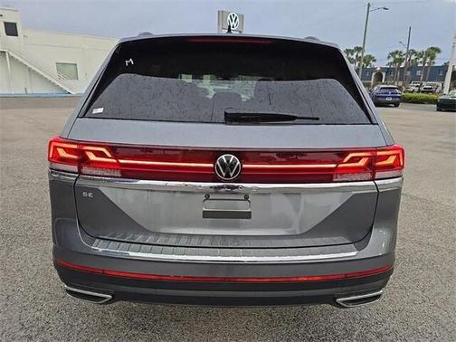2025 Volkswagen Atlas 2.0T SE