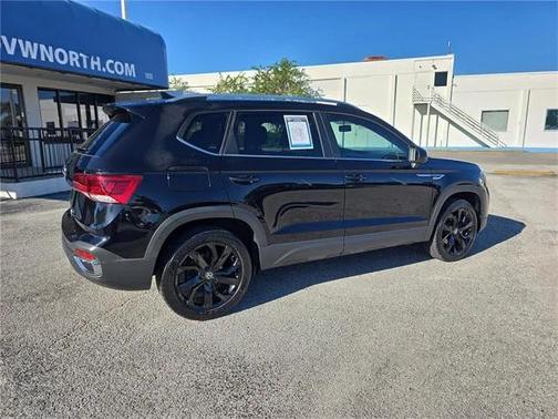 2022 Volkswagen Taos 1.5T SE