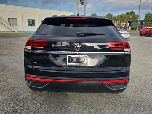 2020 Volkswagen Atlas Cross Sport 2.0T SE