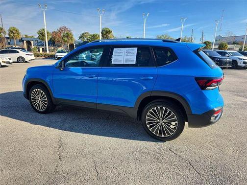 2025 Volkswagen Taos 1.5T SE