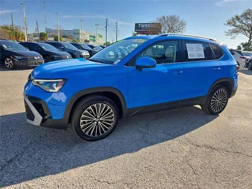 2025 Volkswagen Taos 1.5T SE