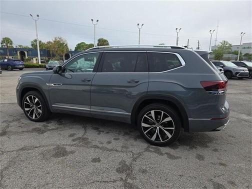 2025 Volkswagen Atlas 2.0T SEL Premium R-Line 4MOTION