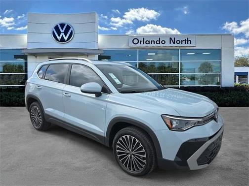 2025 Volkswagen Taos 1.5T SE