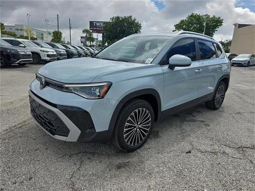 2025 Volkswagen Taos 1.5T SE