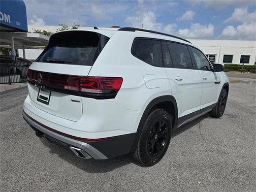 2025 Volkswagen Atlas 2.0T Peak Edition