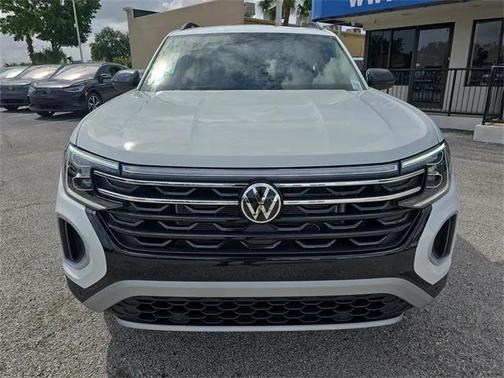 2025 Volkswagen Atlas 2.0T Peak Edition