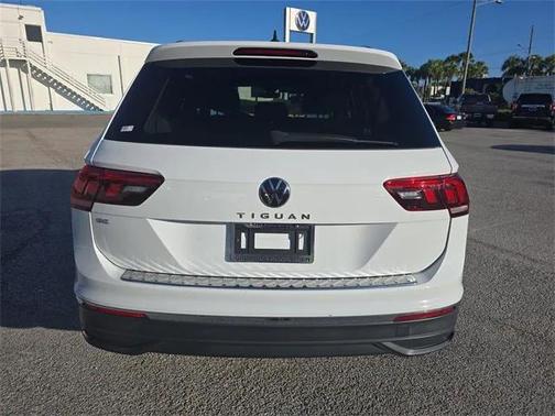 2022 Volkswagen Tiguan 2.0T SE