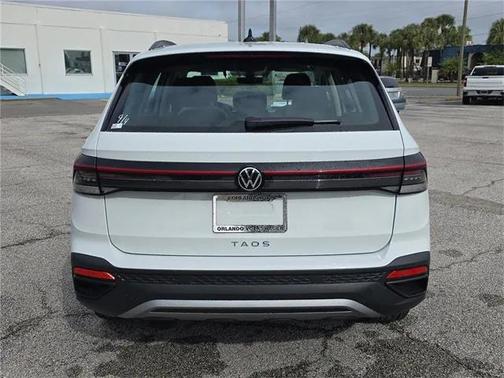 2025 Volkswagen Taos 1.5T S
