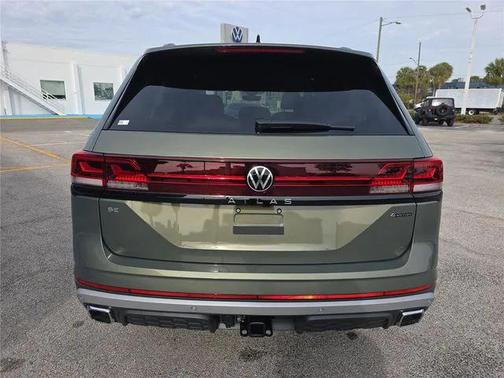 2026 Volkswagen Atlas Peak Edition