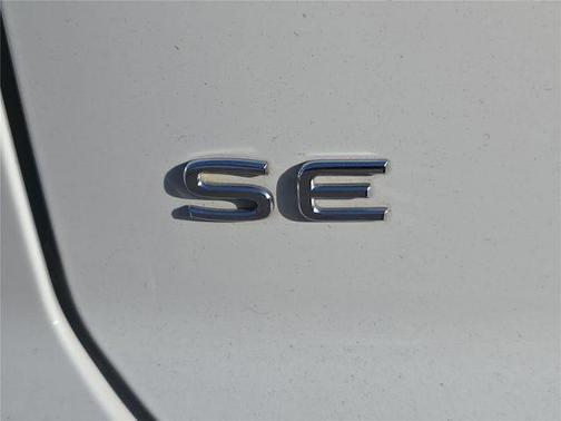Pure White 2024 Volkswagen Atlas Cross Sport 2.0T SE w/Technology