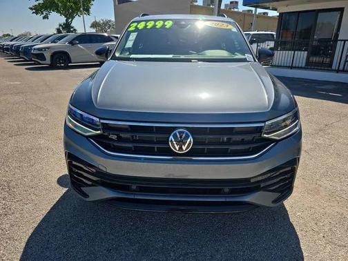 2023 Volkswagen Tiguan 2.0T SE R-Line Black