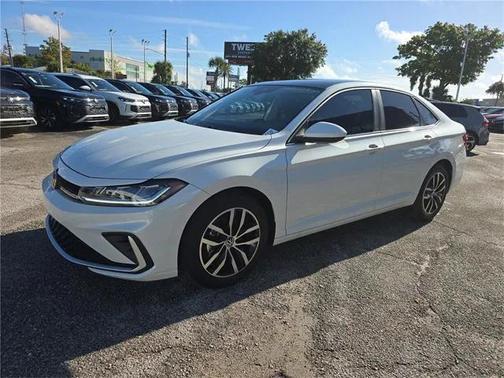 2025 Volkswagen Jetta 1.5T SE