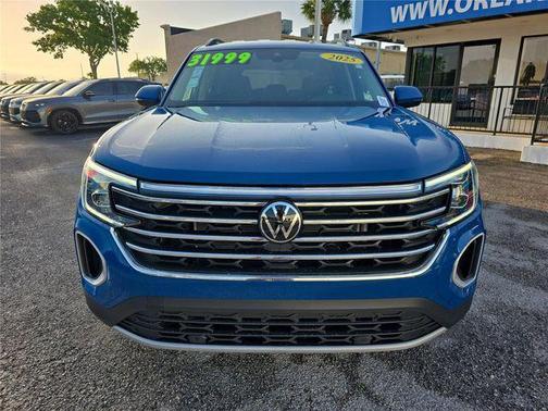 2025 Volkswagen Atlas 2.0T SE