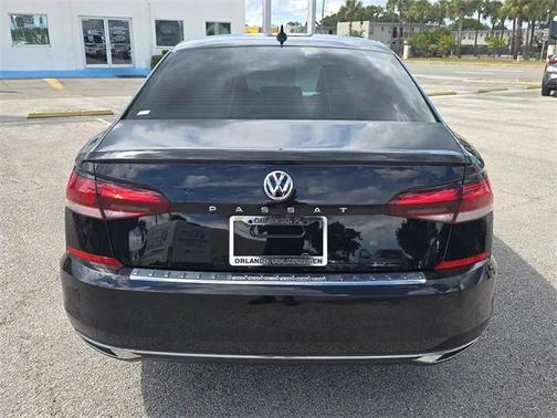 2021 Volkswagen Passat 2.0T SE