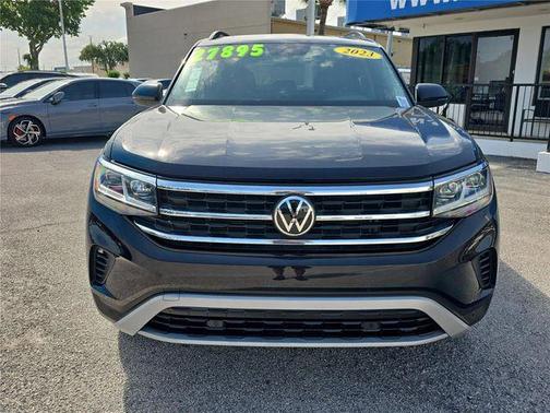 Deep Black 2023 Volkswagen Atlas 3.6L SE w/Technology