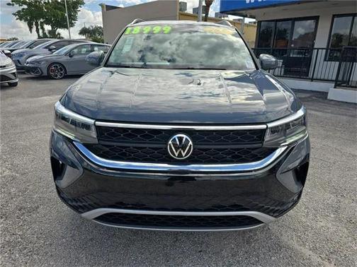 2022 Volkswagen Taos 1.5T SE