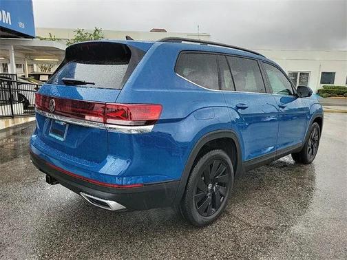 2025 Volkswagen Atlas 2.0T SE w/Technology