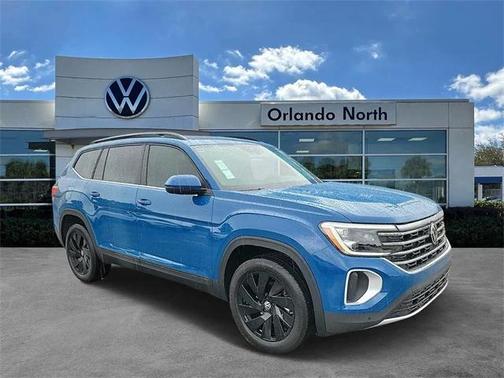 2025 Volkswagen Atlas 2.0T SE w/Technology